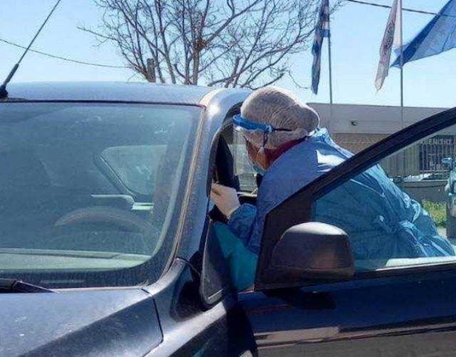 Covid-19: Τί έδειξαν τα rapid tests της Τρίτης (30/3) και της Τετάρτης (31/3) στη Βούλα