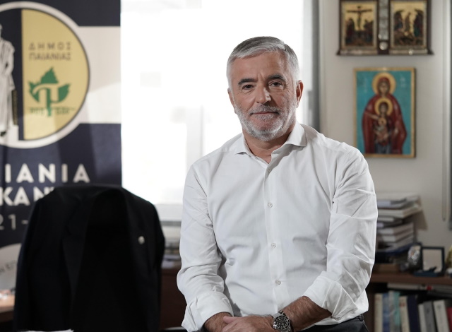 Ισ.Μάδης: Η εξωστρέφεια του δημάρχου ανοίγει πόρτες στην ανάπτυξη του Δήμου Παιανίας 
