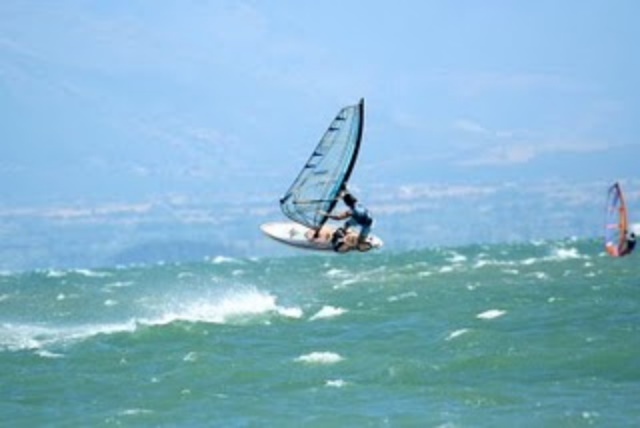 surfing