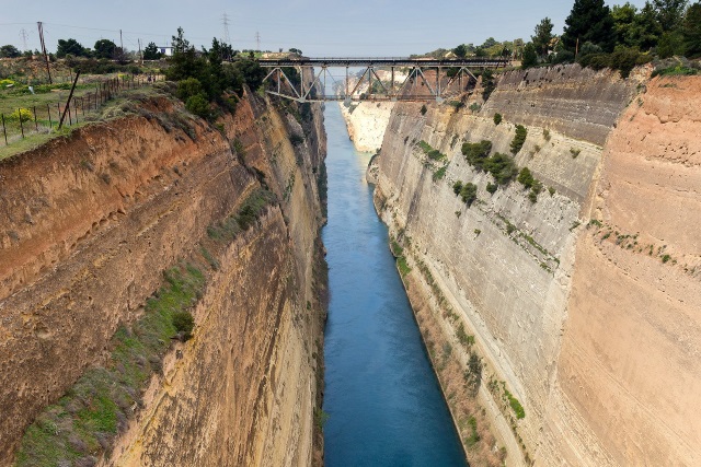 Από τον Μαραθώνα η 43χρονη αυτόχειρας του Ισθμού της Κορίνθου! 
