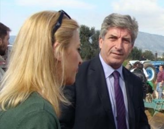 dourou kiousis