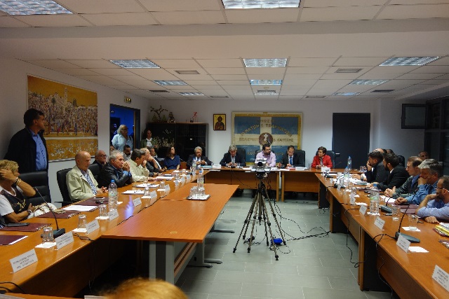 Δημ. Συμβούλιο Κρωπίας: Ούτε βήμα πίσω για να μην περάσουν οι μεθοδεύσεις κυβέρνησης και Περιφέρειας Αττικής! (Βίντεο)