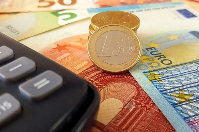 Μεγάλες διευκολύνσεις και οφέλη από την ένταξη στις 120 δόσεις για τα χρέη προς την εφορία