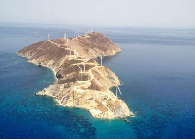 «Πόλεμος» Λαυρεωτικής – Ύδρας για το μισό εκατομμύριο ευρώ από το αιολικό πάρκο του Σαν Τζώρτζη