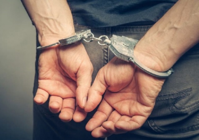 Κορωπί: Χειροπέδες σε 45χρονο παλαίμαχο ποδοσφαιριστή – βαποράκι ναρκωτικών!